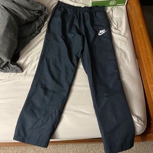 Nike Sportswear black sweatpants size L